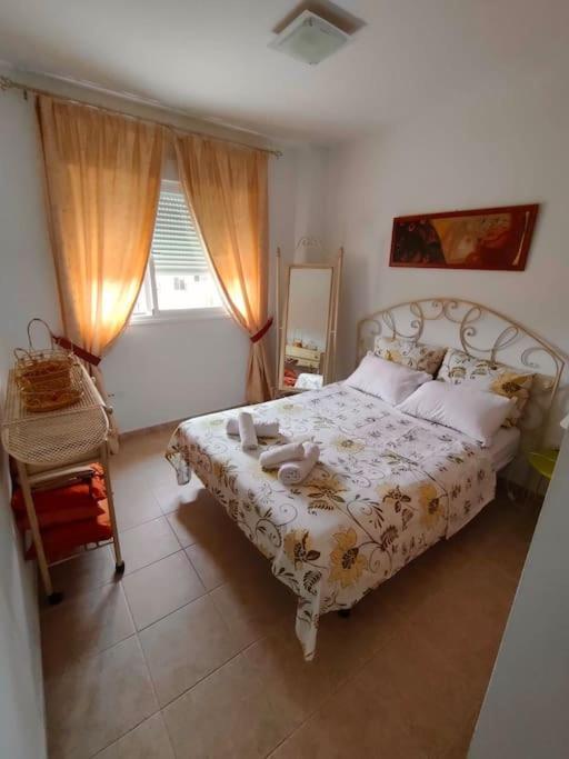 Penthouse Paradiso: 2Br Oasis In Casares Del Sol Exterior photo