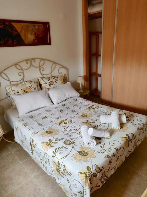 Penthouse Paradiso: 2Br Oasis In Casares Del Sol Exterior photo